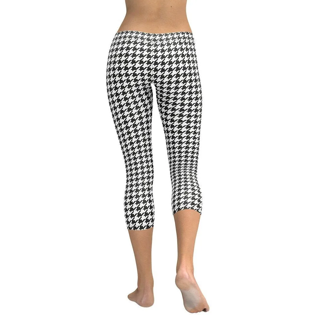 Black & White Houndstooth Print Capris